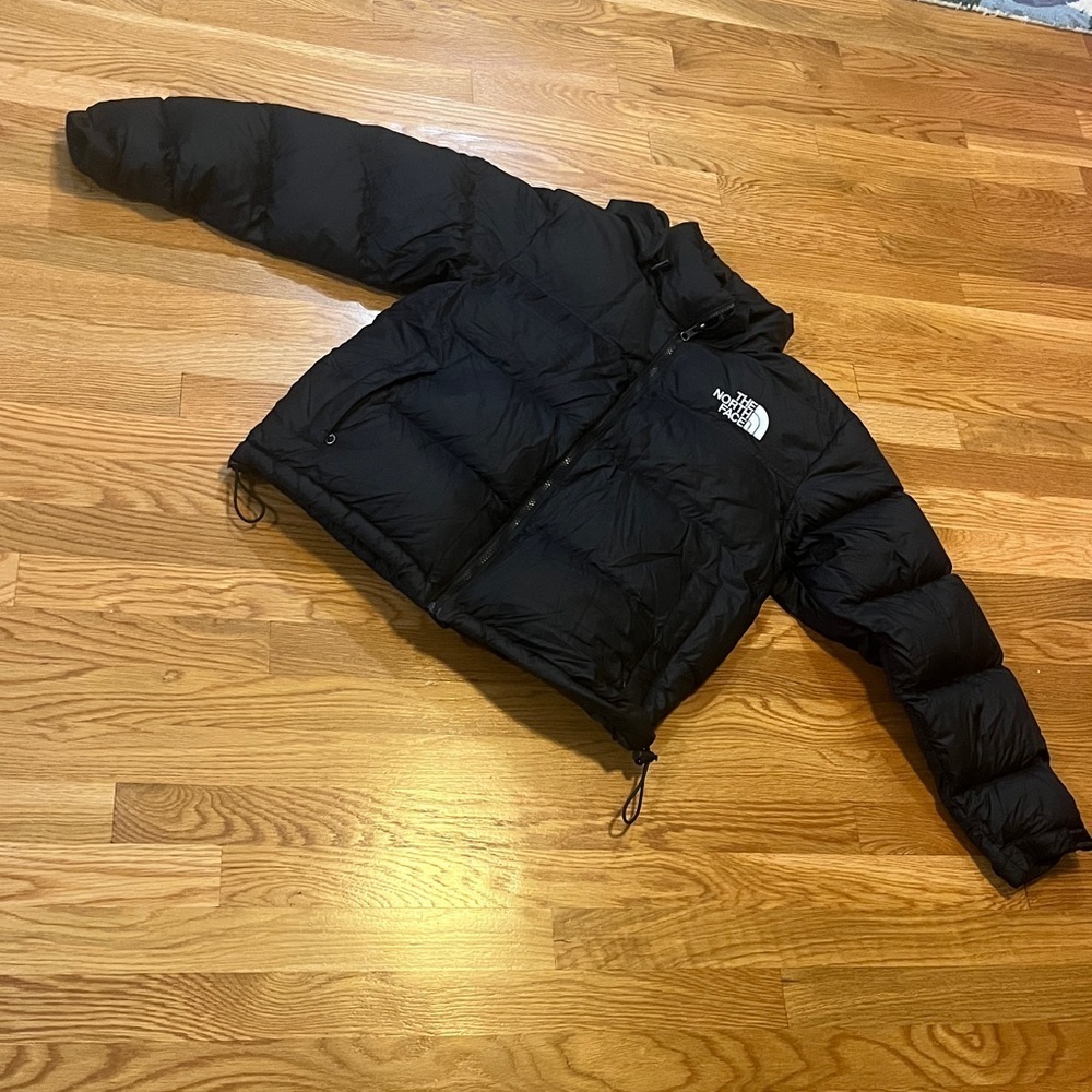 Urban Outfitters x North Face Nuptse Cropped Puffer Jacket Size Large NEW - Picture 6 of 12